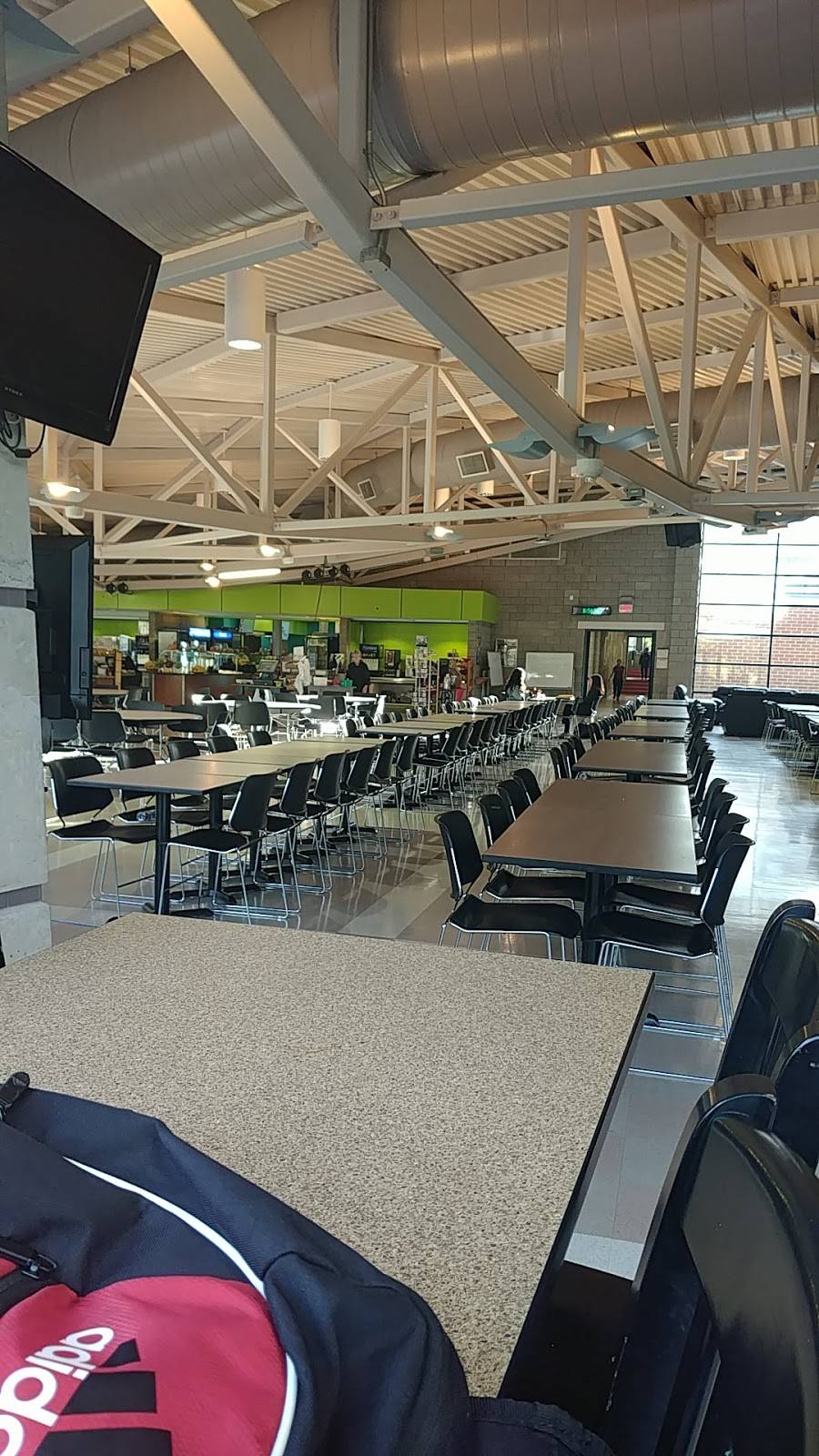 DeCew Residence Dining Hall | restaurant | Residence Rd, St. Catharines, ON L2S 3A1, Canada | 90568855503372 OR +1 905-688-5550 ext. 3372