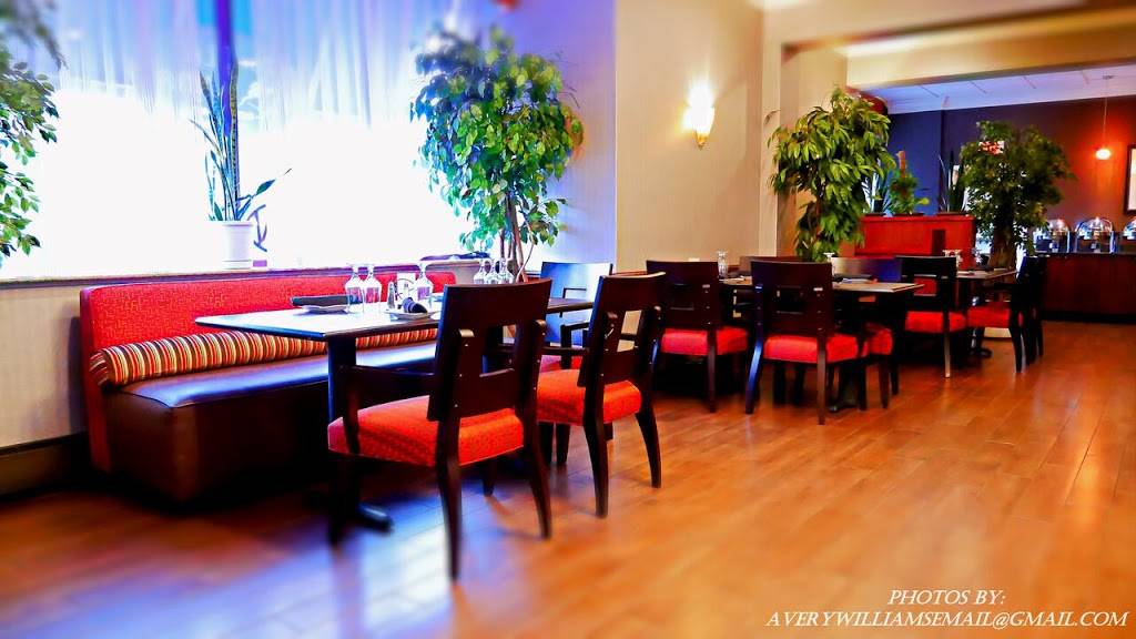 La Luna Ristorante | restaurant | 35 Governor Winthrop Blvd, New London, CT 06320, USA | 8603267258 OR +1 860-326-7258