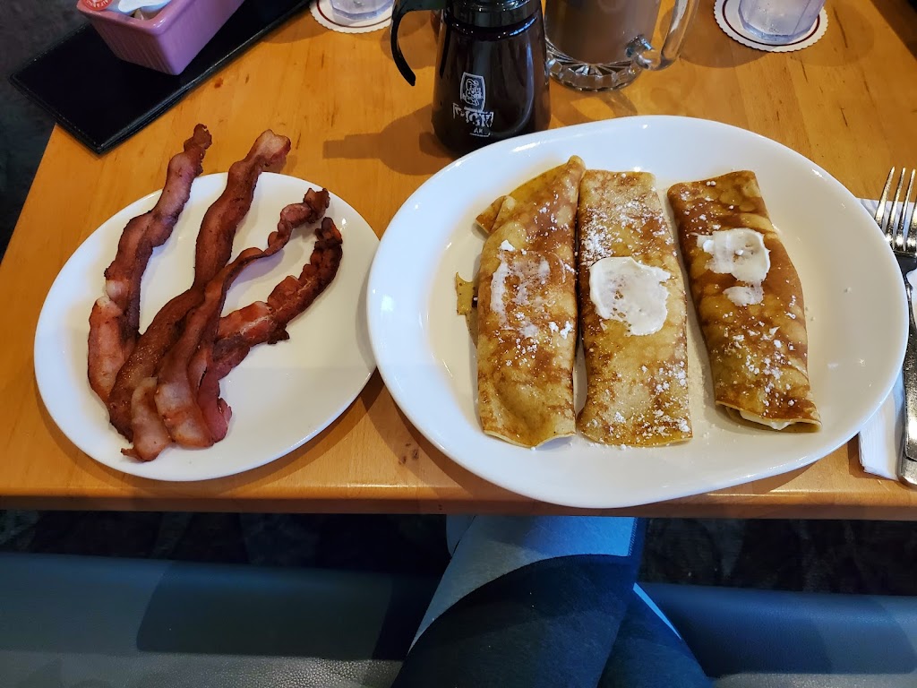 Pig N Pancake | restaurant | 3910 NE Hwy 101, Lincoln City, OR 97367, USA | 5419943268 OR +1 541-994-3268