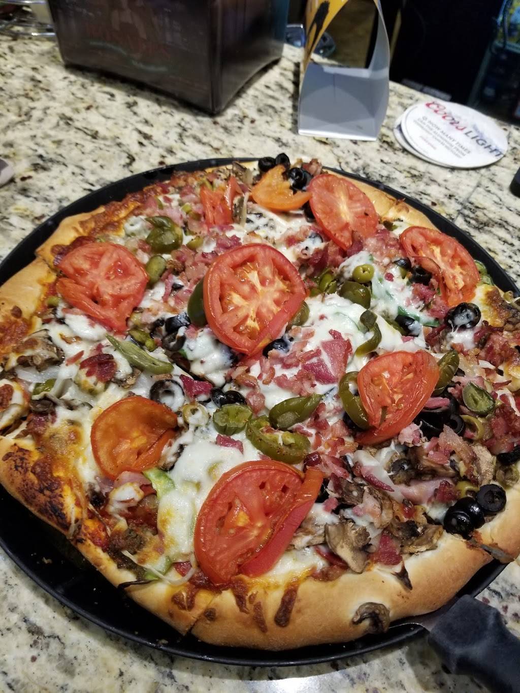 Rosatis Pizza | restaurant | 375 W Stevenson Rd, Ottawa, IL 61350, USA | 8153249559 OR +1 815-324-9559