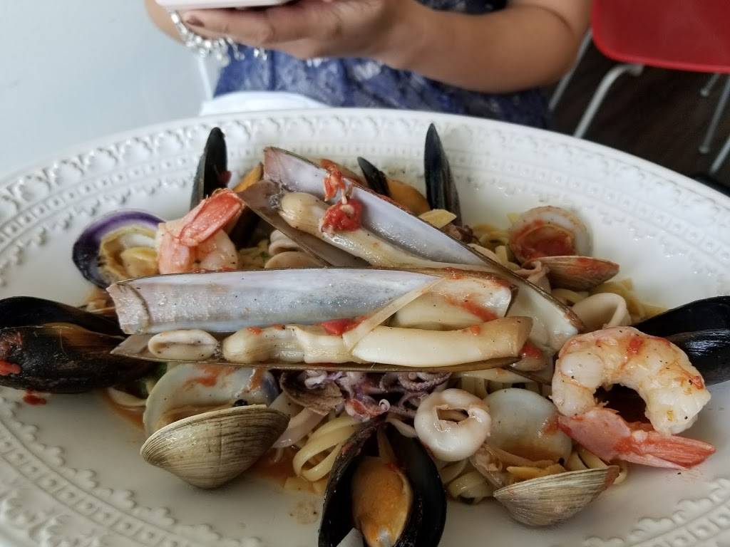 Piccola Italia Bistro | restaurant | 2140 W Doctor M.L.K. Jr Blvd, Tampa, FL 33607, USA | 8133484912 OR +1 813-348-4912