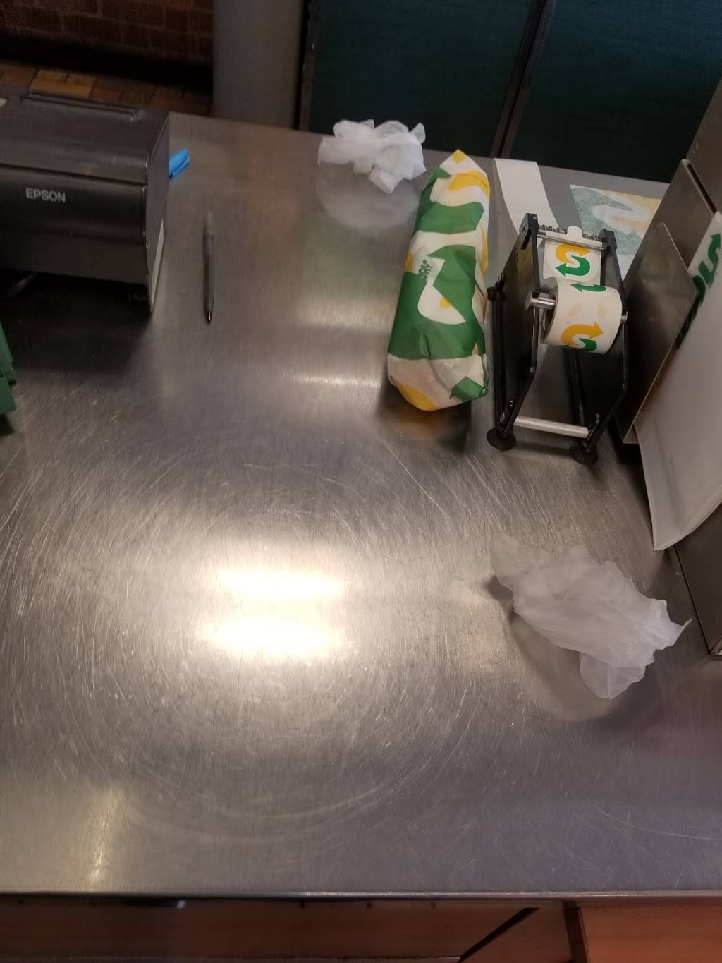 Subway | meal takeaway | 506 SE, NE 291 Hwy, Lees Summit, MO 64063, USA | 8165247827 OR +1 816-524-7827