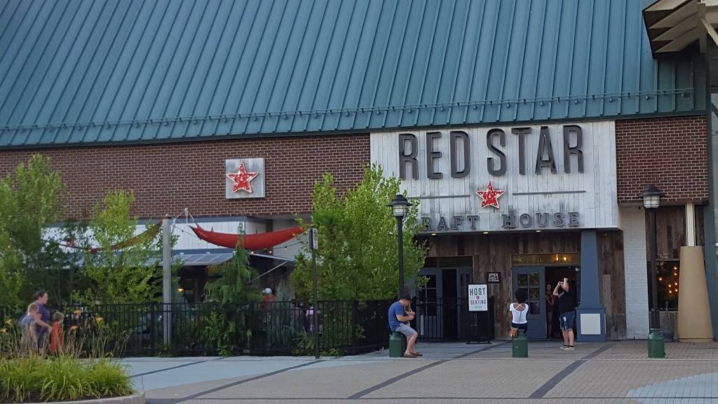 Red Star Craft House | restaurant | 146 Exton Square Mall, Exton, PA 19341, USA | 6105245893 OR +1 610-524-5893