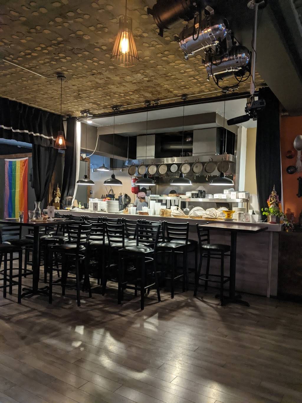 Bites of Bangkok | restaurant | 340 15th Ave E #201, Seattle, WA 98102, USA | 2062680823 OR +1 206-268-0823