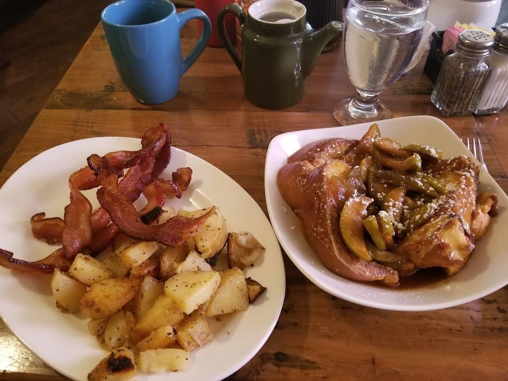 Hinge Cafe | cafe | 2652 E Somerset St, Philadelphia, PA 19134, USA | 2154256614 OR +1 215-425-6614