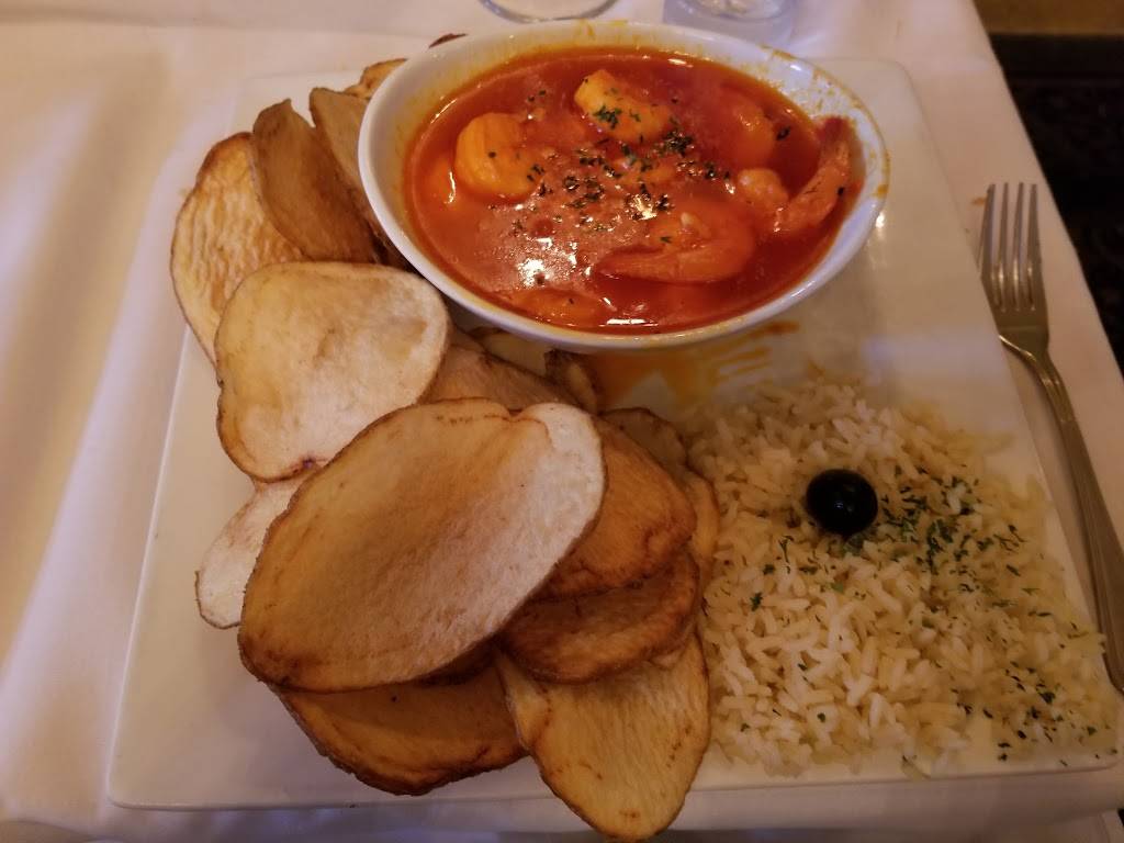 Estoril | restaurant | 1577 Pleasant St, Fall River, MA 02723, USA | 5086771200 OR +1 508-677-1200