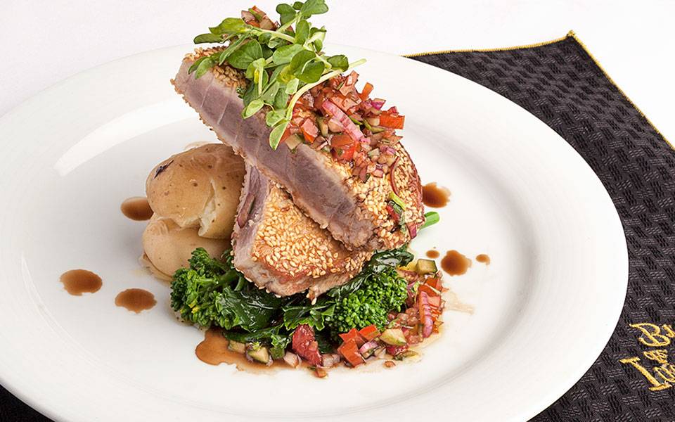 Ilhas De Bruma | restaurant | 1136 College St, Toronto, ON M6H 1B6, Canada | 4165382015 OR +1 416-538-2015