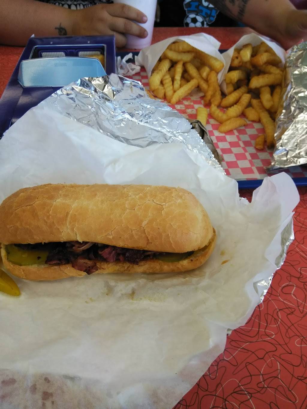 Root Beer King | restaurant | 11000 Main St, Lamont, CA 93241, USA | 6618451977 OR +1 661-845-1977