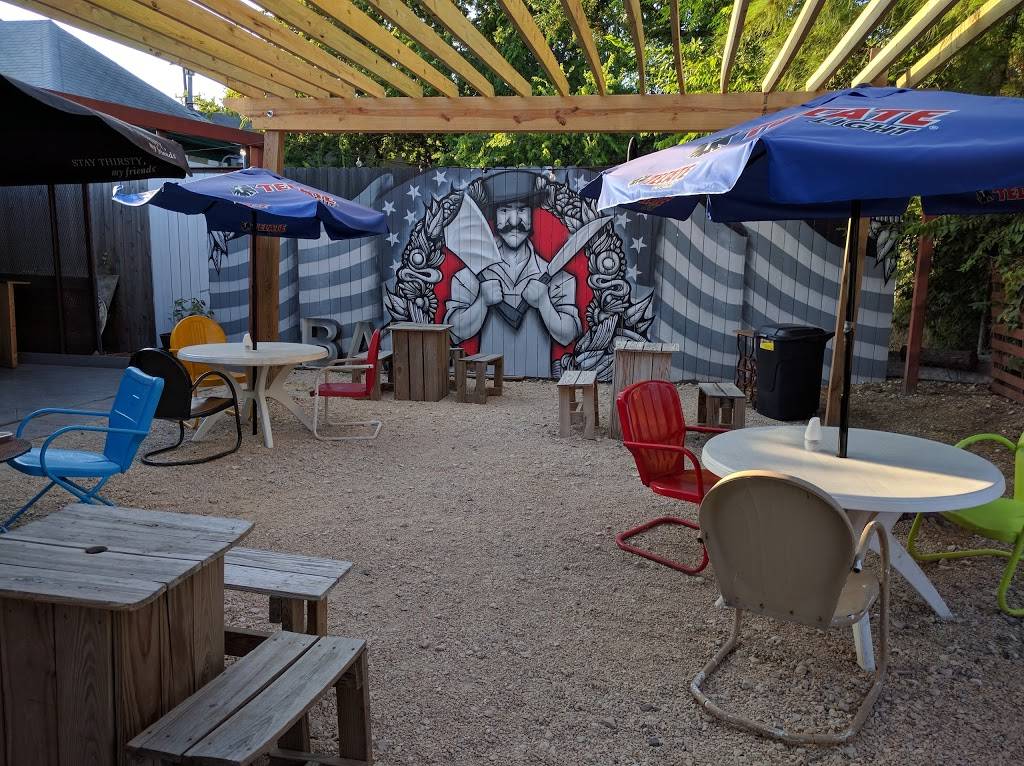 Dignowity Meats | restaurant | 1701 E Houston St, San Antonio, TX 78202, USA | 2104621496 OR +1 210-462-1496