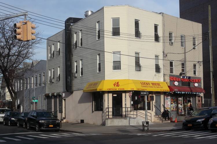 Lucky House | restaurant | 1151 E Tremont Ave, Bronx, NY 10460, USA | 3476913388 OR +1 347-691-3388