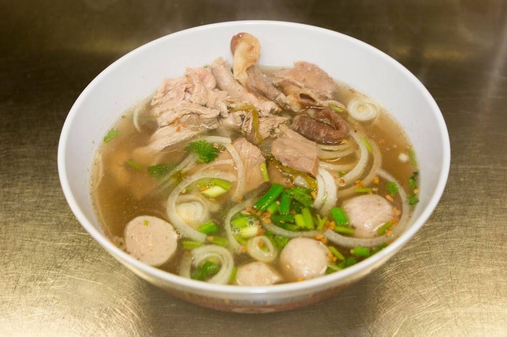 Thai Lanna & Sushi Bar | restaurant | 7257 Fulton Dr NW #39, Canton, OH 44718, USA | 3308181789 OR +1 330-818-1789