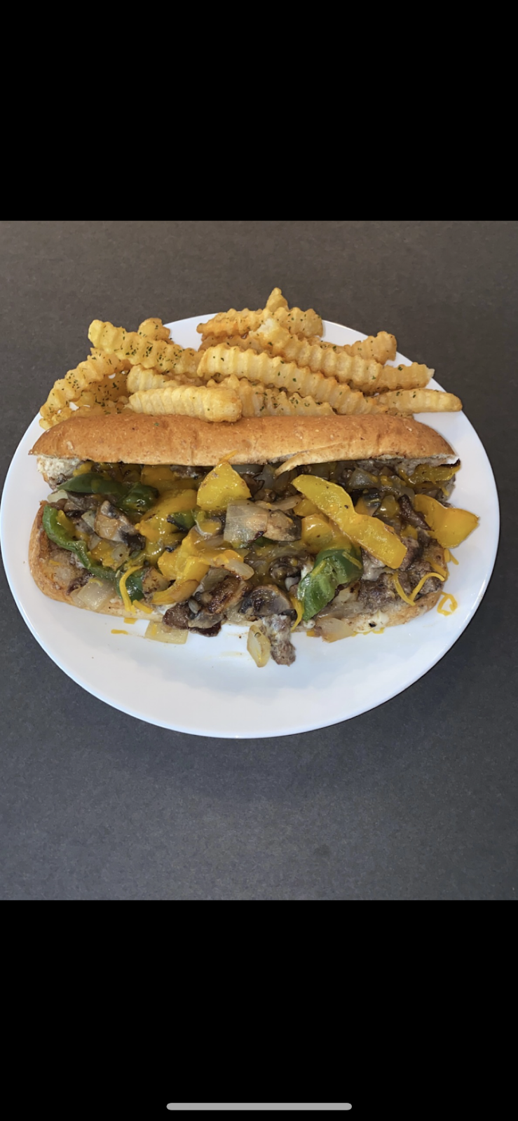 Layla’s Kitchen | restaurant | 7020 US-64, Oakland, TN 38060, USA | 9014657657 OR +1 901-465-7657