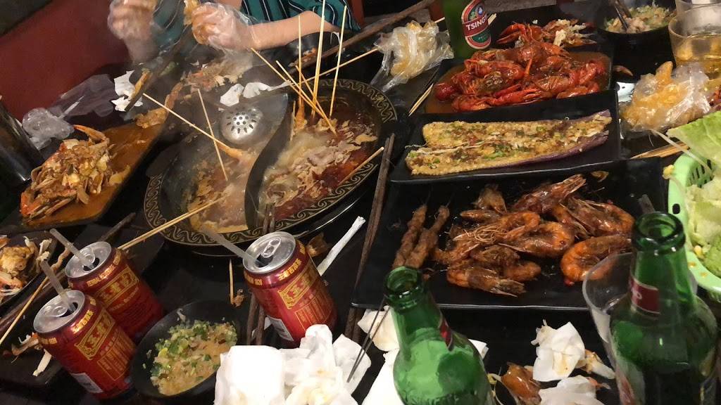 串煮任 串串香火锅烧烤 HotPot·BBQ | restaurant | 149-52 41st Ave, Flushing, NY 11355, USA | 9293007288 OR +1 929-300-7288