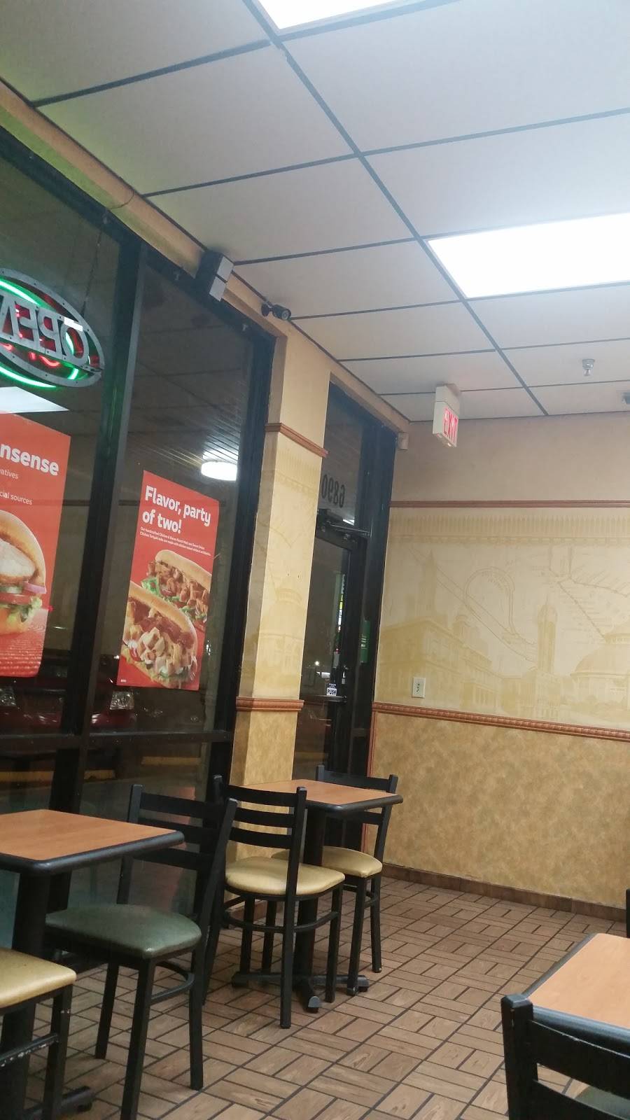 Subway | restaurant | 2350 W 84th St, Hialeah, FL 33016, USA | 3055562068 OR +1 305-556-2068