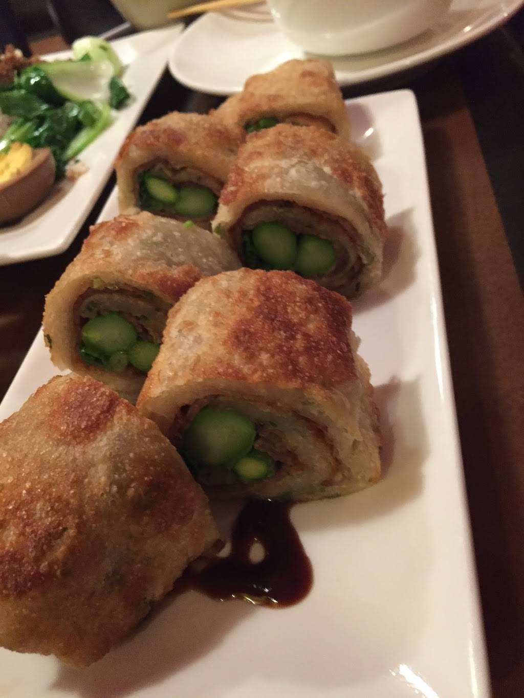 Blue Ginger | restaurant | 1132 E Main St, Stamford, CT 06902, USA | 2039759388 OR +1 203-975-9388