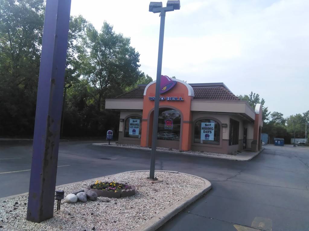 Taco Bell | meal takeaway | 7601 W 111th St, Palos Hills, IL 60465, USA | 7089749214 OR +1 708-974-9214