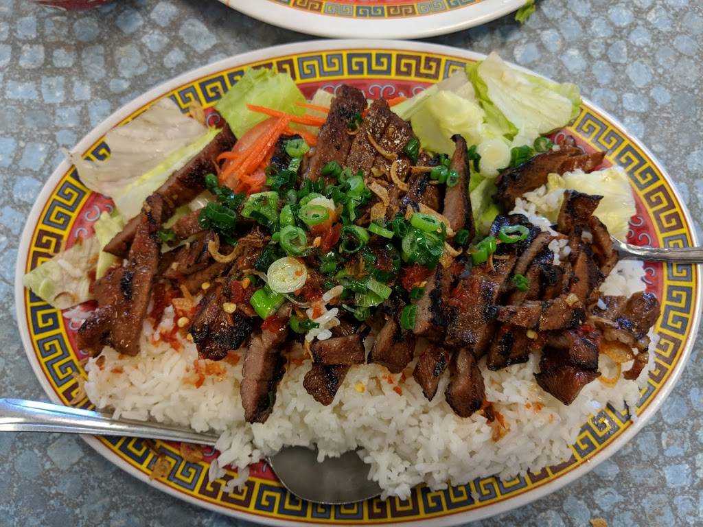 Pho Vinh Loi | restaurant | 5811 Leesburg Pike, Falls Church, VA 22041, USA | 7033790988 OR +1 703-379-0988