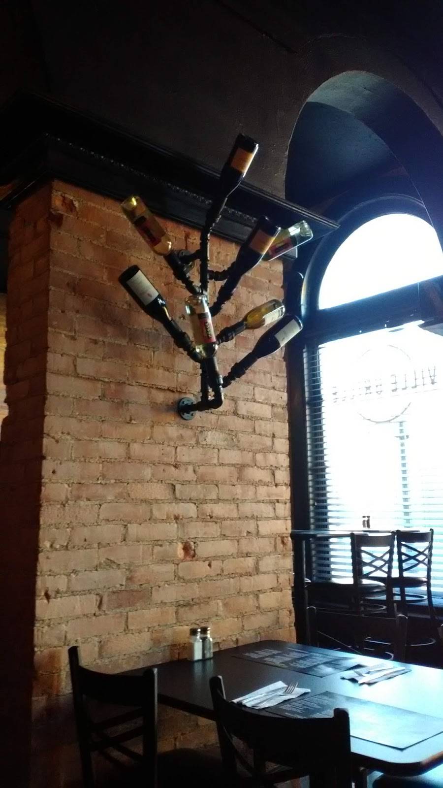 The Ville Grille | restaurant | 113 W 5th St, Marysville, OH 43040, USA | 9377387161 OR +1 937-738-7161