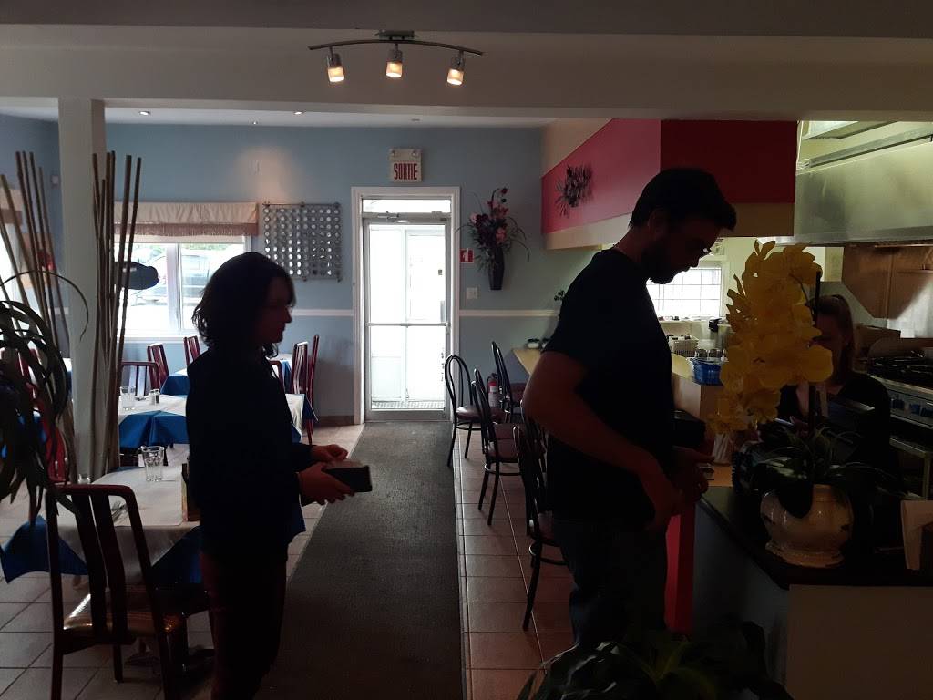 Belle DAsie | restaurant | 5347 Boulevard Hébert, Salaberry-de-Valleyfield, QC J6S 6H2, Canada | 4503772078 OR +1 450-377-2078