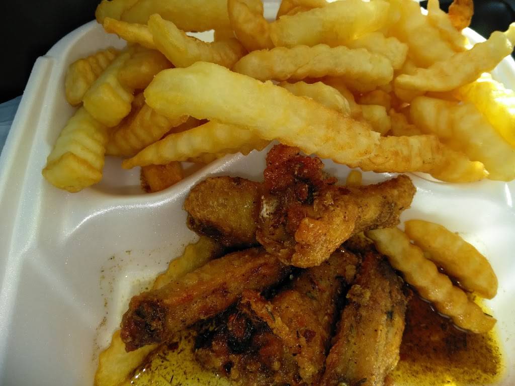 G Town Wings & Fish | restaurant | 2084 Campbellton Rd SW, Atlanta, GA 30311, USA | 4047528777 OR +1 404-752-8777