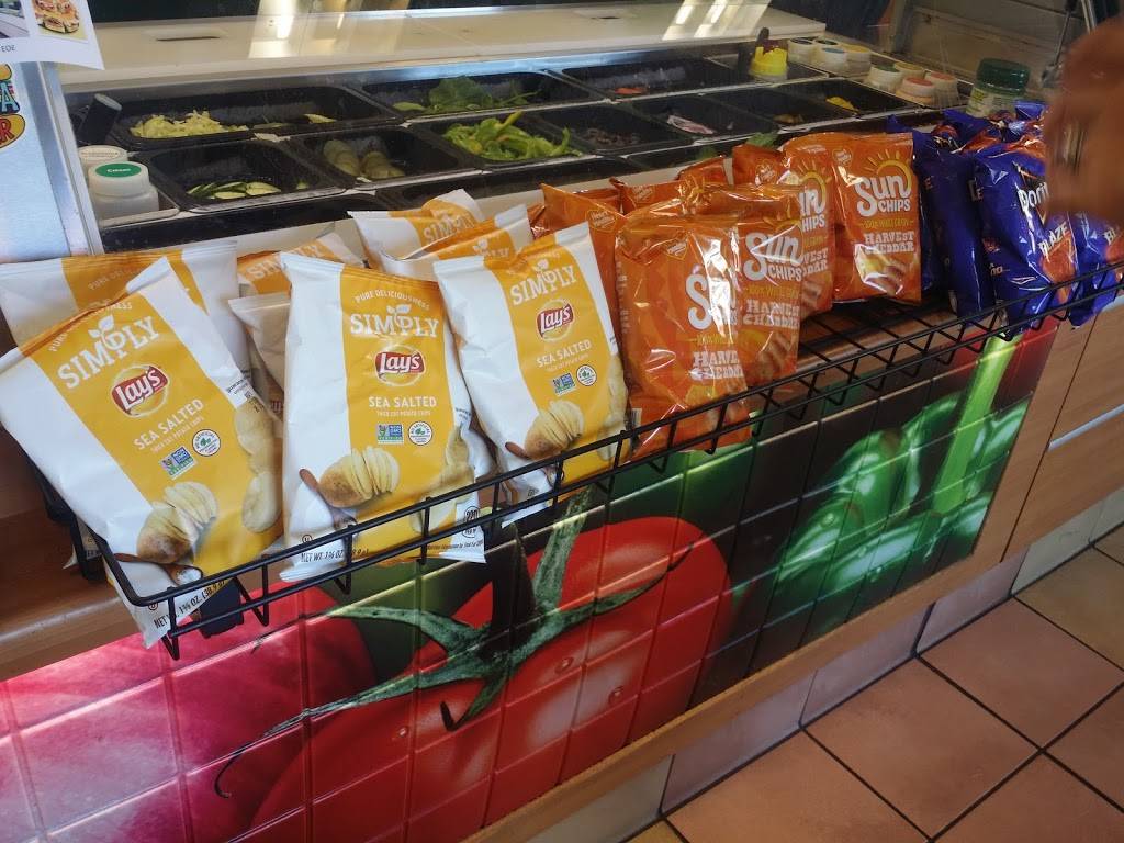 Subway | restaurant | 6457 S Chickasaw Trail, Orlando, FL 32829, USA | 4072432610 OR +1 407-243-2610