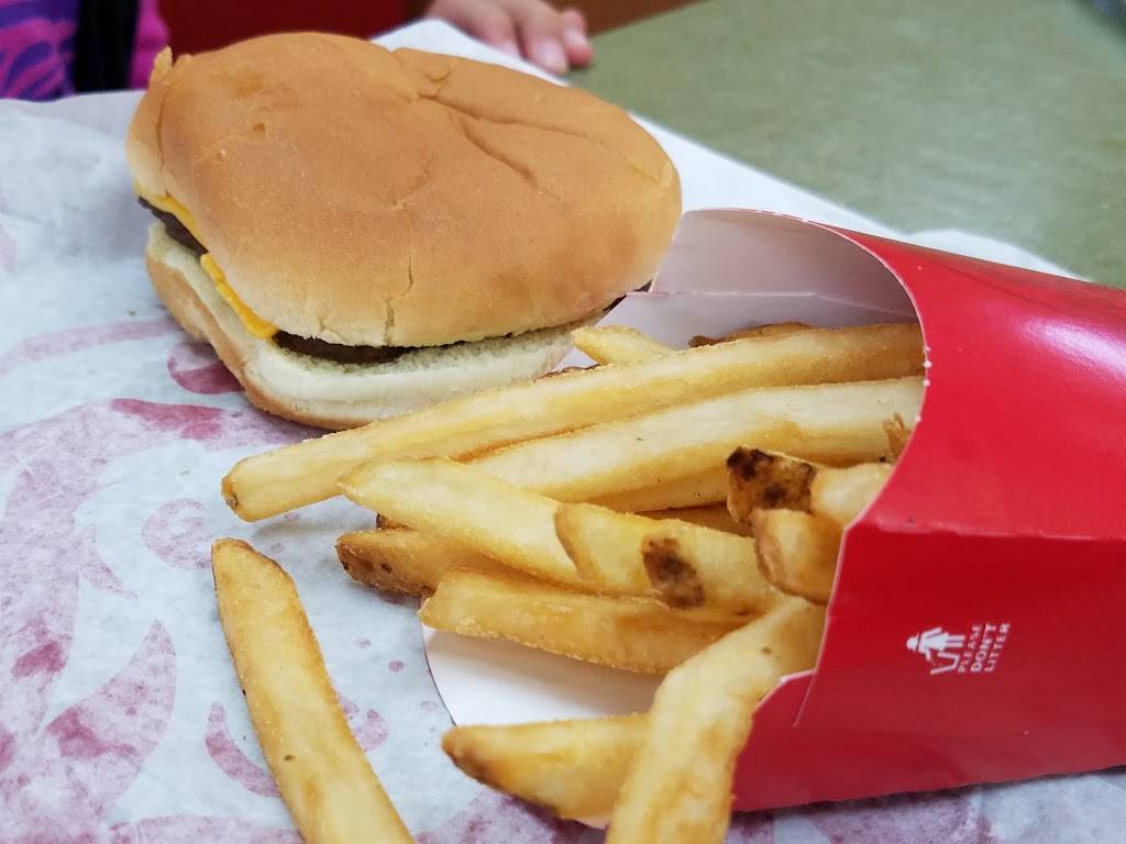 Wendys | restaurant | 220-06 Northern Blvd, Bayside, NY 11361, USA | 7182243636 OR +1 718-224-3636