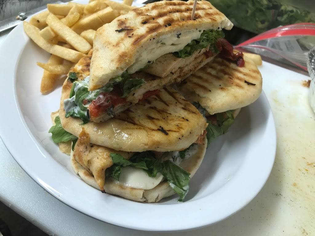 Luna Deli | restaurant | 491 Boulevard, Kenilworth, NJ 07033, USA | 9086236265 OR +1 908-623-6265