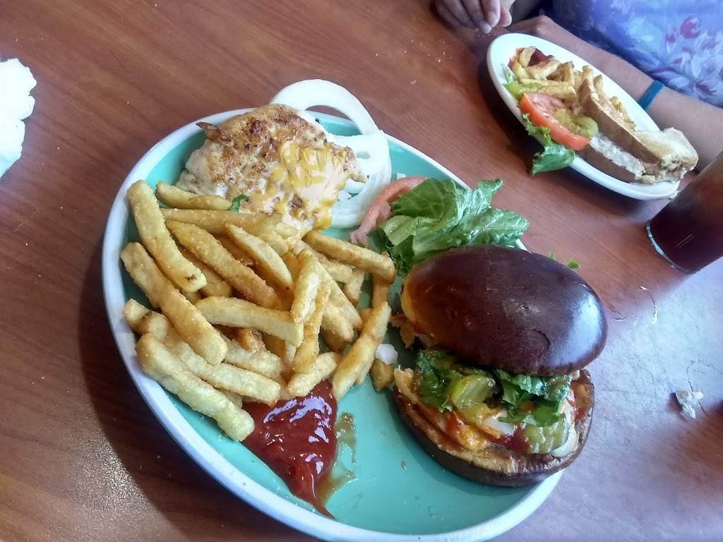 Mama Mias Italian Restaurant | restaurant | 2868 Madison Ave, Granite City, IL 62040, USA | 6188776427 OR +1 618-877-6427