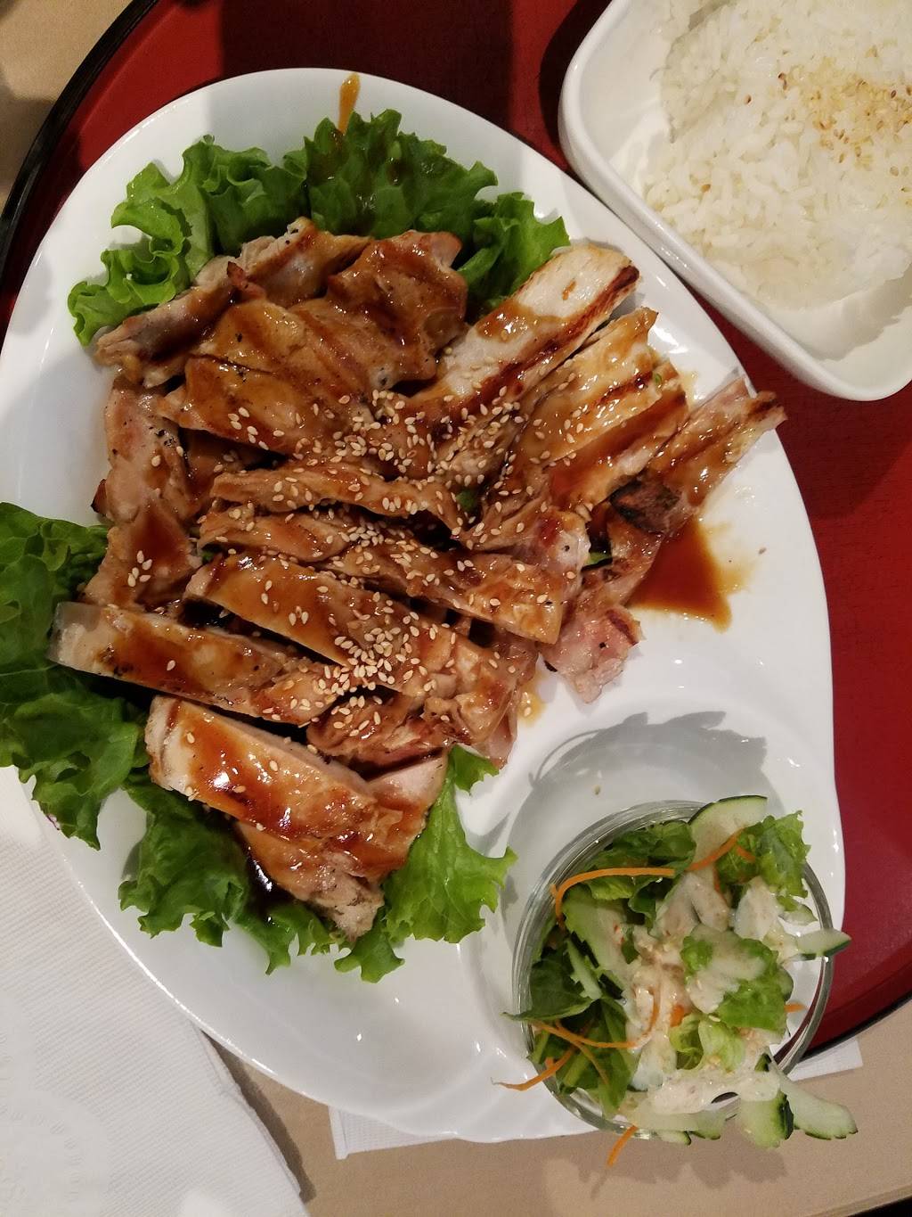 Jojo Restaurant & Sushi Bar | restaurant | 645 4th St A, Santa Rosa, CA 95404, USA | 7075698588 OR +1 707-569-8588