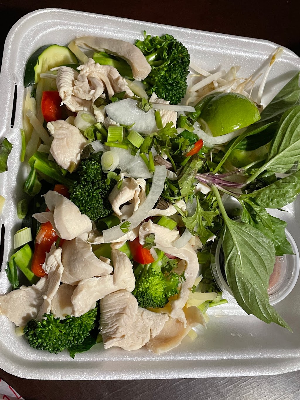 King Red Crawlfish & Pho | restaurant | 9803 W Bell Rd, Sun City, AZ 85351, USA | 6235835994 OR +1 623-583-5994