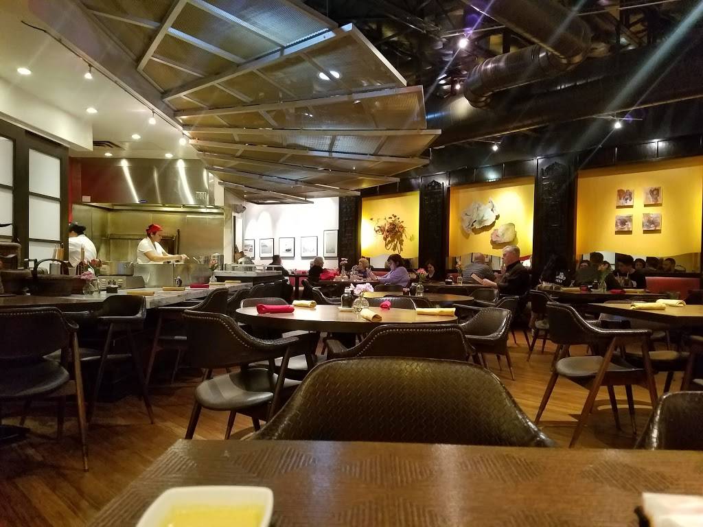 Royal China Restaurant | restaurant | 6025 Royal Ln, Dallas, TX 75230, USA | 2143611771 OR +1 214-361-1771