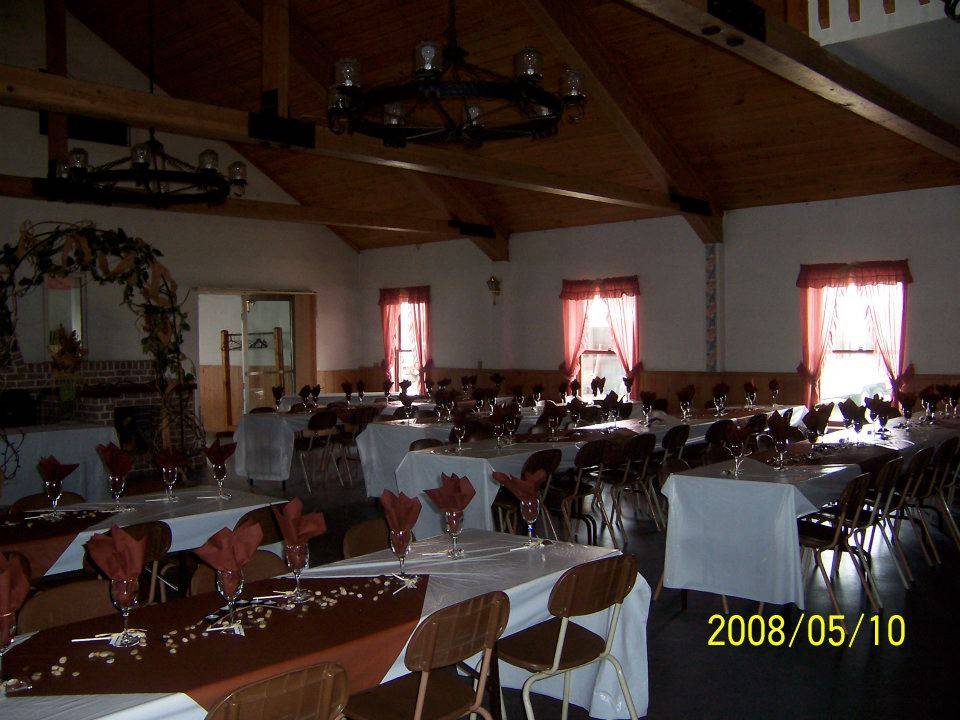 Cabane Aux 3 Erables | restaurant | 139 10e Rang, Lefebvre, QC J0H 2C0, Canada | 8193942051 OR +1 819-394-2051