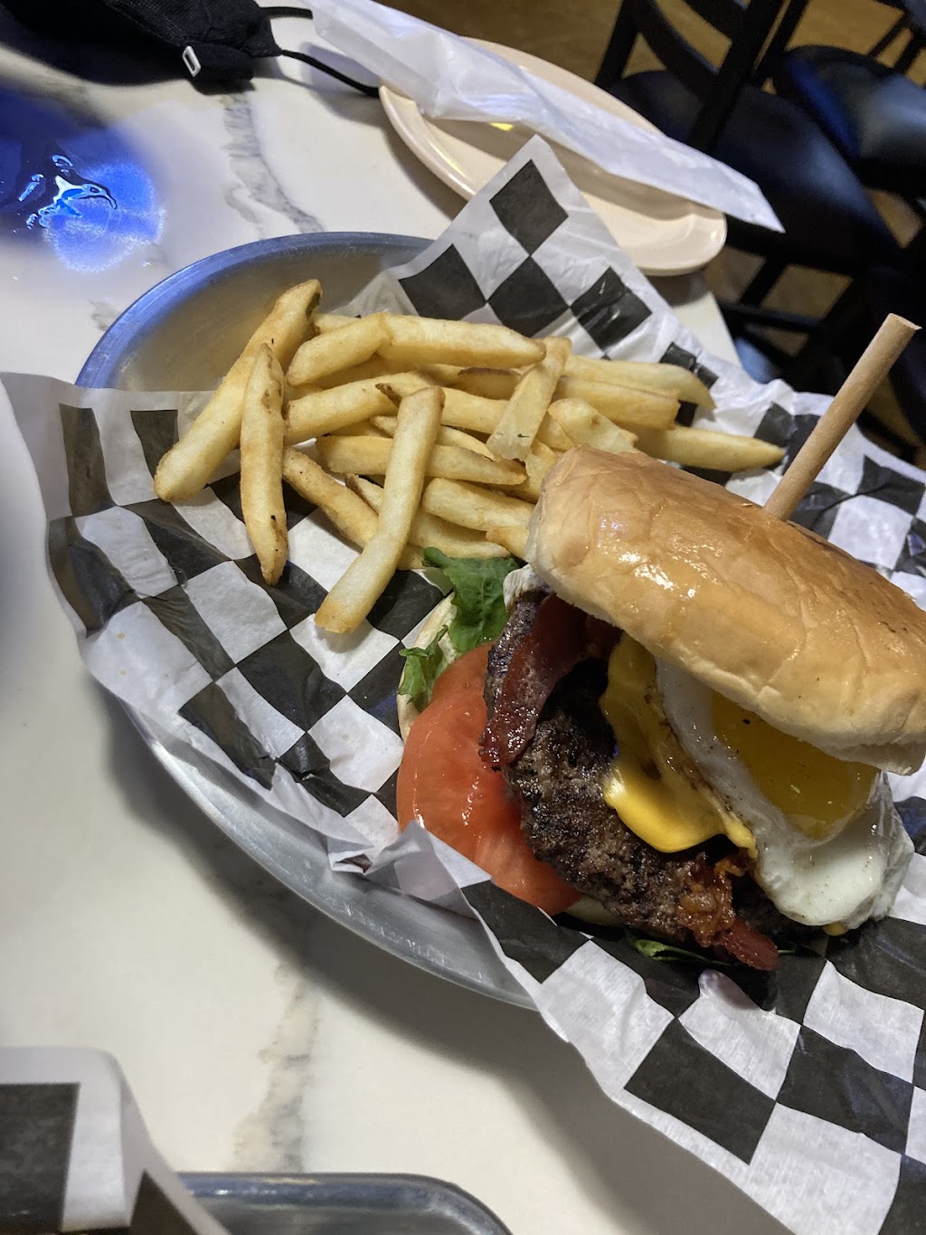 Smokey Rooster bar and grill | restaurant | 6122 Kostoryz Rd, Corpus Christi, TX 78415, USA | 3614149388 OR +1 361-414-9388