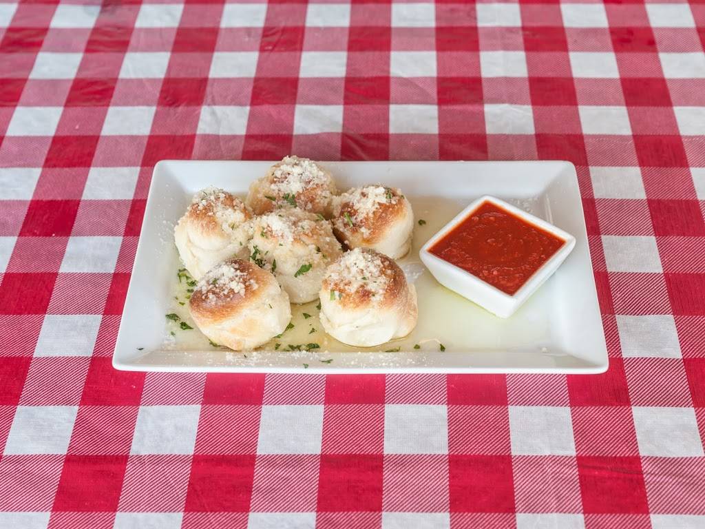 Antonellas Pizzeria | restaurant | 7591 University Blvd, Winter Park, FL 32792, USA | 4079602160 OR +1 407-960-2160