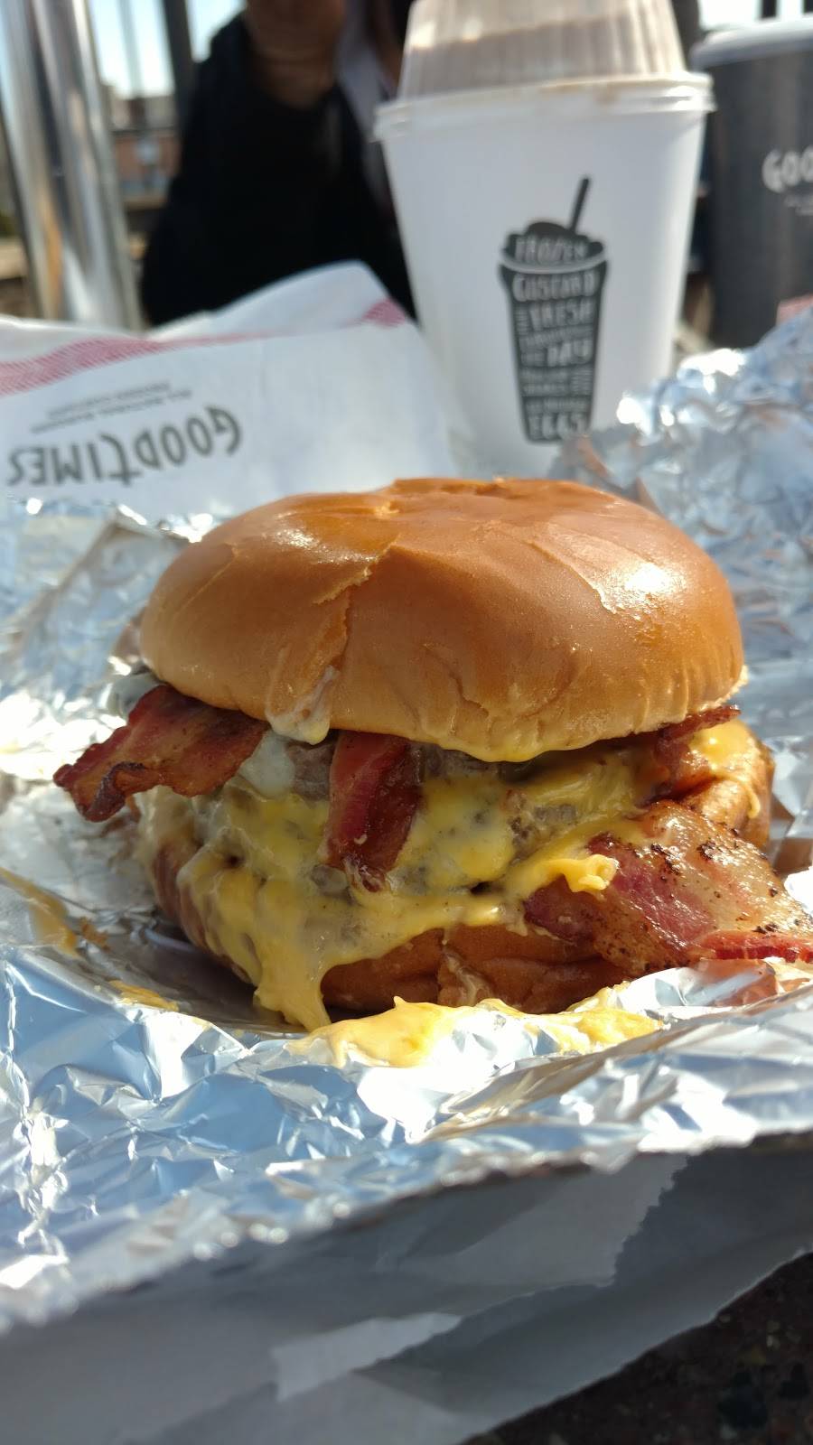 Good Times Burgers & Frozen Custard | restaurant | 2050 26th St, Boulder, CO 80302, USA | 3034495185 OR +1 303-449-5185