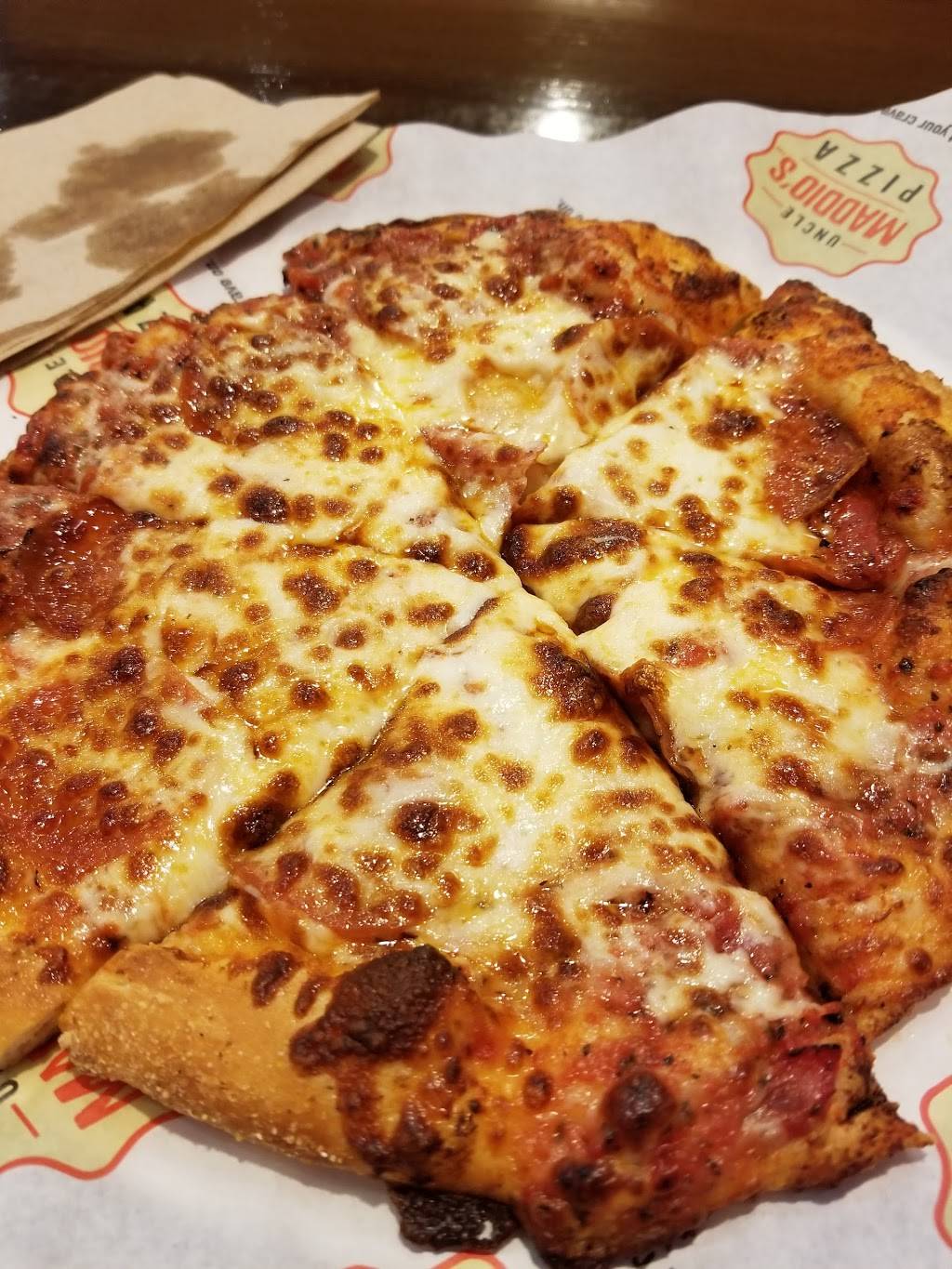 Uncle Maddios Pizza | restaurant | 2052 Town Center Blvd, Knoxville, TN 37922, USA | 8656922426 OR +1 865-692-2426