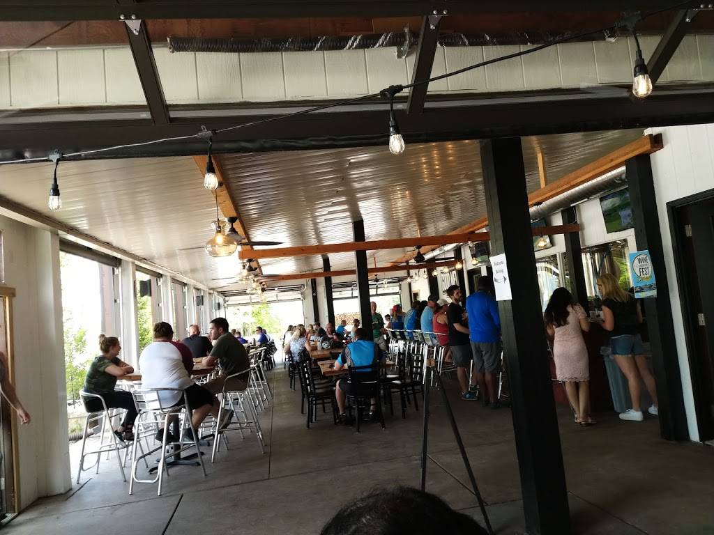 Good News Brewing Company Defiance | restaurant | 2886 S Missouri 94, Defiance, MO 63341, USA | 3146082903 OR +1 314-608-2903