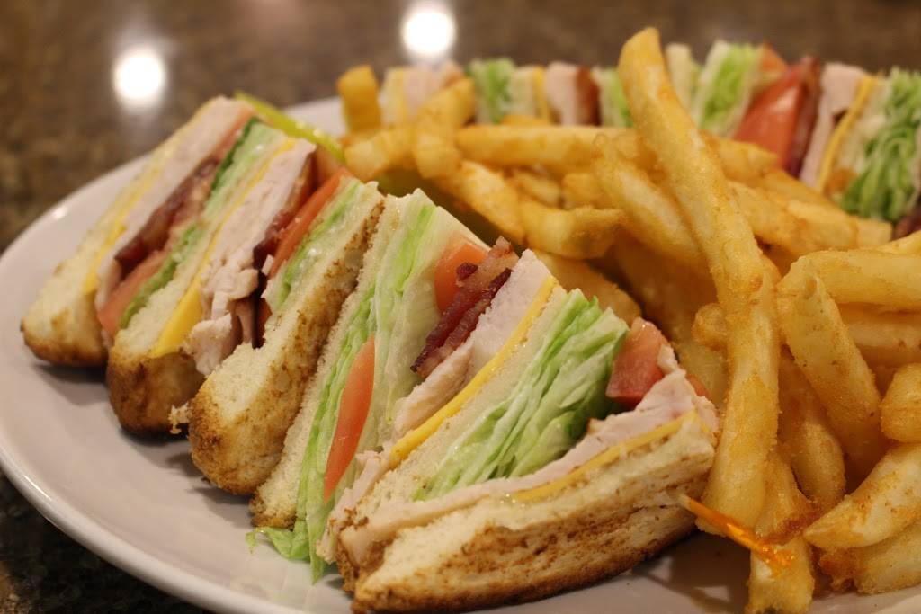 Bloomingdale Cafe | restaurant | 24W507 Lake St, Roselle, IL 60172, USA | 6303512225 OR +1 630-351-2225