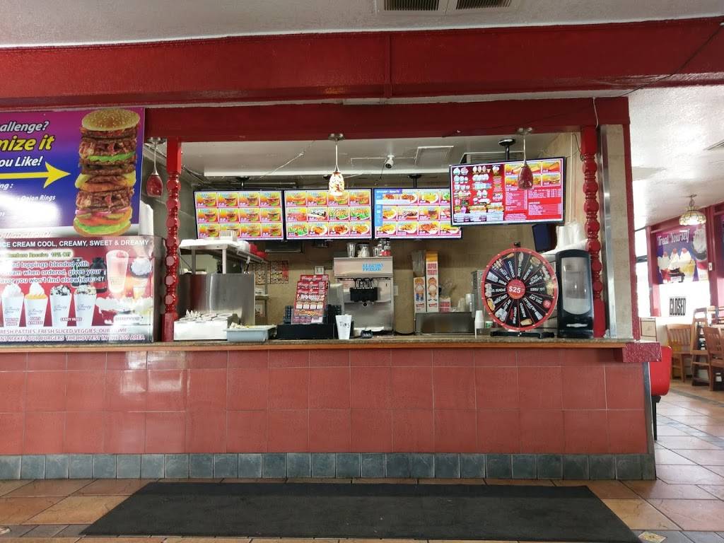 Frosty Queen | restaurant | 1850 Van Ness Ave, Fresno, CA 93721, USA | 5597217445 OR +1 559-721-7445