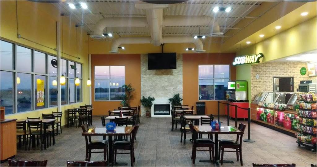 The Original Fried Pie Shop | restaurant | 5101 US-82, Gainesville, TX 76240, USA | 9406680480 OR +1 940-668-0480