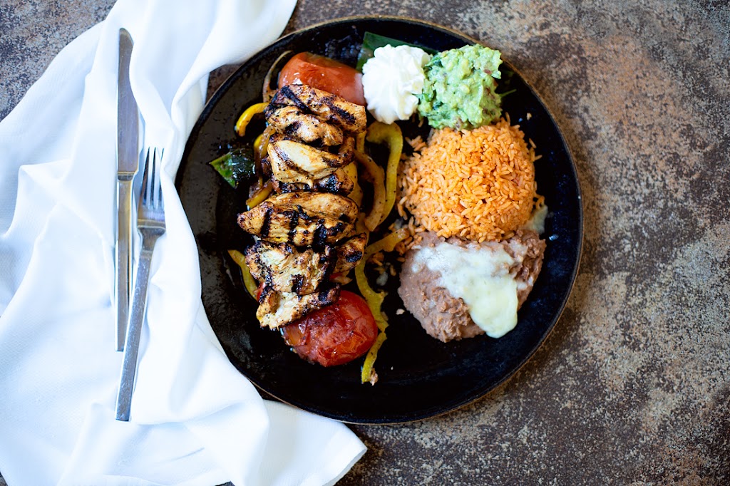 Caló Kitchen + Tequila | restaurant | 28141 Crown Valley Pkwy Suite A, Laguna Niguel, CA 92677, USA | 9494097380 OR +1 949-409-7380