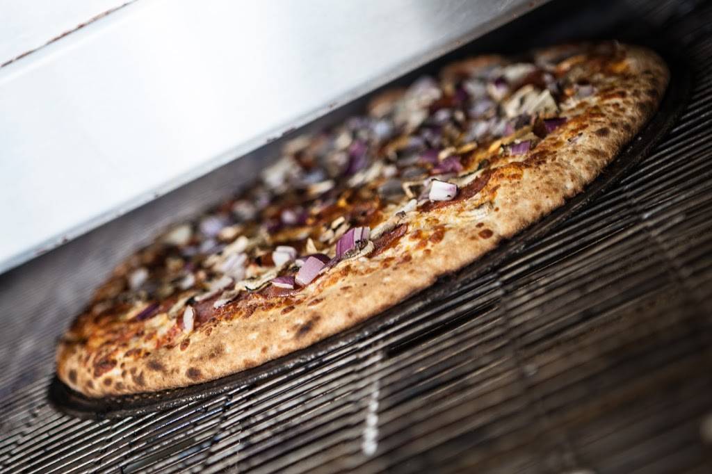 Ginos Pizza | restaurant | 412 Holland St W, Bradford, ON L3Z 2A4, Canada | 9057756666 OR +1 905-775-6666