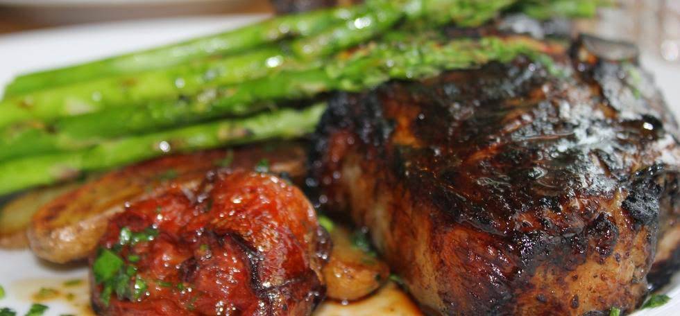 Bear in Boots | restaurant | 285 Main St, Falmouth, MA 02540, USA | 5084448511 OR +1 508-444-8511