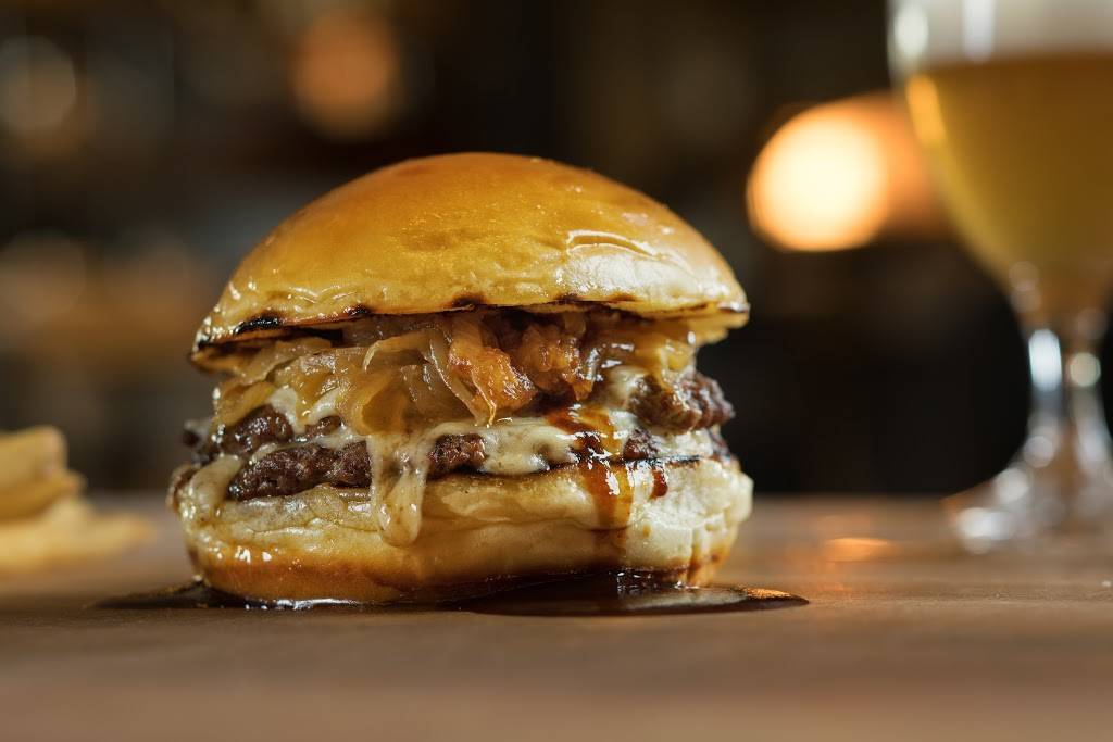 Libertine Social | restaurant | 3950 S Las Vegas Blvd, Las Vegas, NV 89119, USA | 7026327558 OR +1 702-632-7558