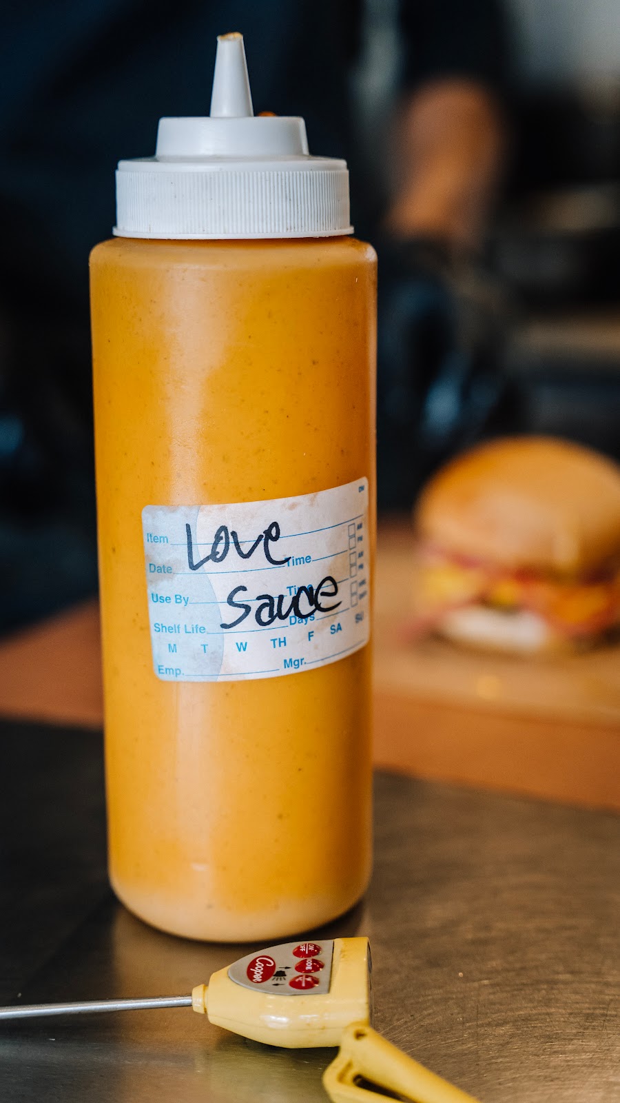 Burger Love Cincy | restaurant | 975 E McMillan St, Cincinnati, OH 45206, USA | 5132767507 OR +1 513-276-7507