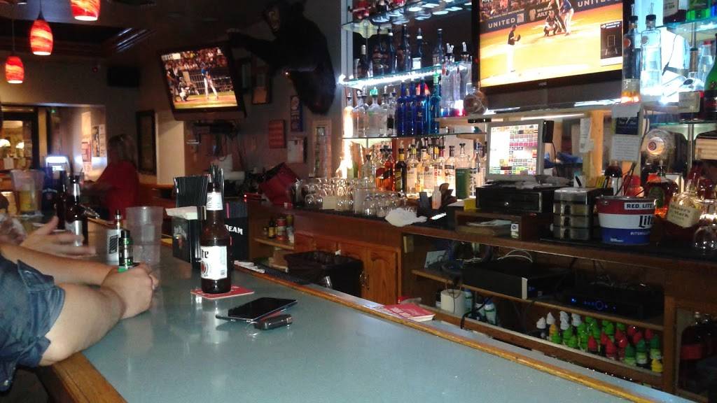 Maxims Restaurant & Lounge | restaurant | 7205 Broadway, Merrillville, IN 46410, USA | 2197959520 OR +1 219-795-9520