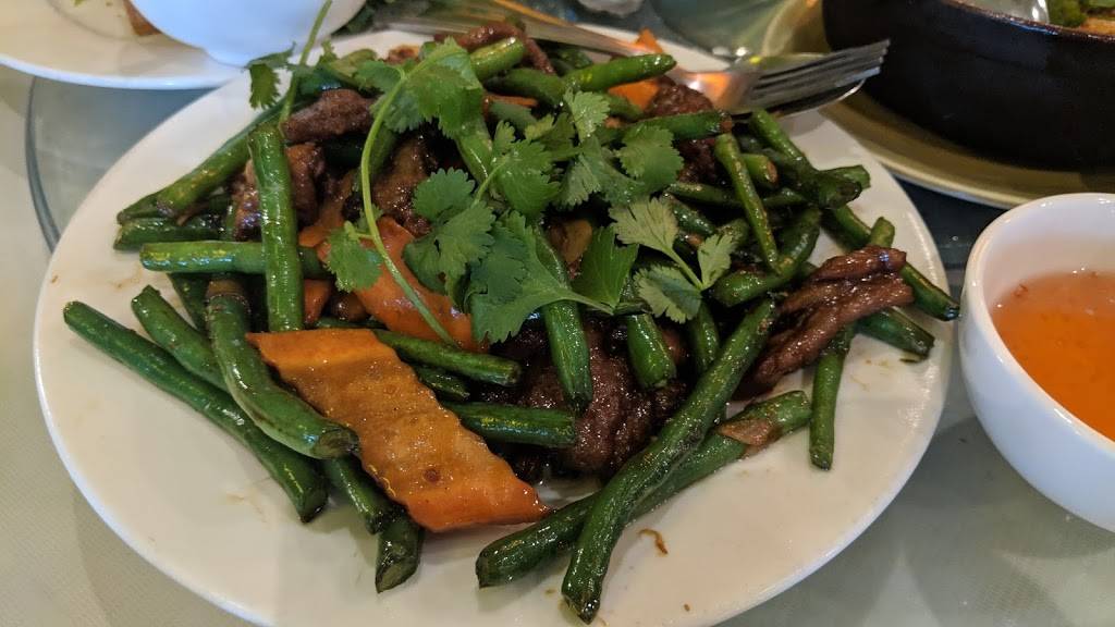 Rong Biển Restaurant | restaurant | 1111 Story Rd Ste 1080, San Jose, CA 95122, USA | 4082839231 OR +1 408-283-9231