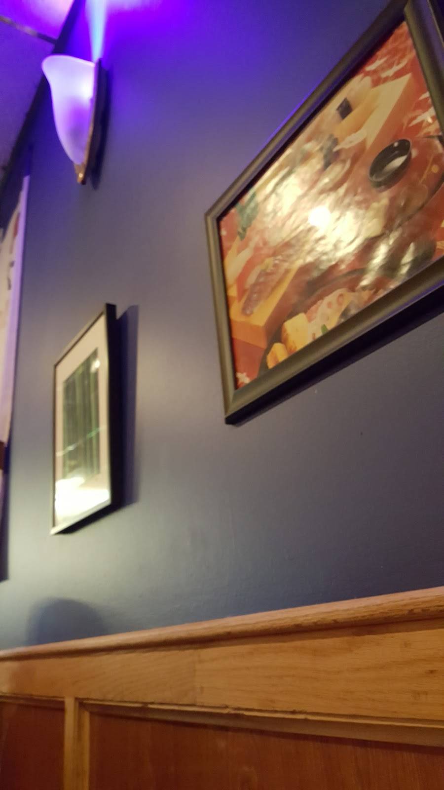 Sushi Express | restaurant | 220 Captain Thomas Blvd, West Haven, CT 06516, USA | 2039332888 OR +1 203-933-2888