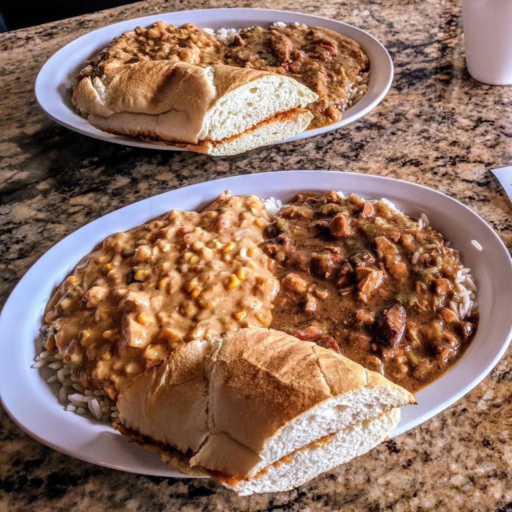 Yats Traders Point | restaurant | 5650 W 86th St Suite 132, Indianapolis, IN 46278, USA | 3178799287 OR +1 317-879-9287