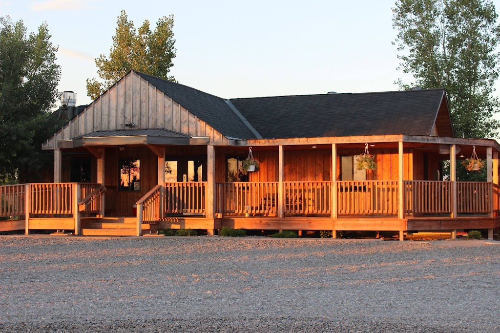 The Tailwater at Big Horn Valley Ranch | restaurant | 30672 MT-313, Fort Smith, MT 59035, USA | 4066662518 OR +1 406-666-2518